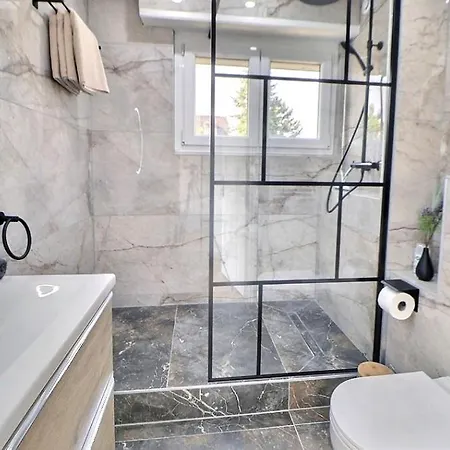 Appartamento Moderne Et Cosy Avec Balcon - Parking Gratuit - Netflix