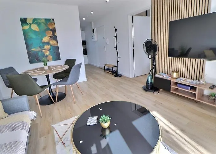 Moderne Et Cosy Avec Balcon - Parking Gratuit - Netflix Апартаменты *
